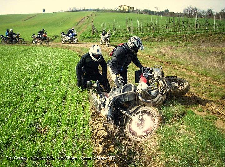 DSCN1914.JPG - Il Transatlantico sdisarciona il Principe .. nessun danno fortunatamente, ne per la Motorona ne per il Pilota... :-)