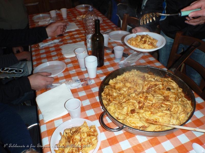 0024.JPG - Arrivano le Pappardelle..