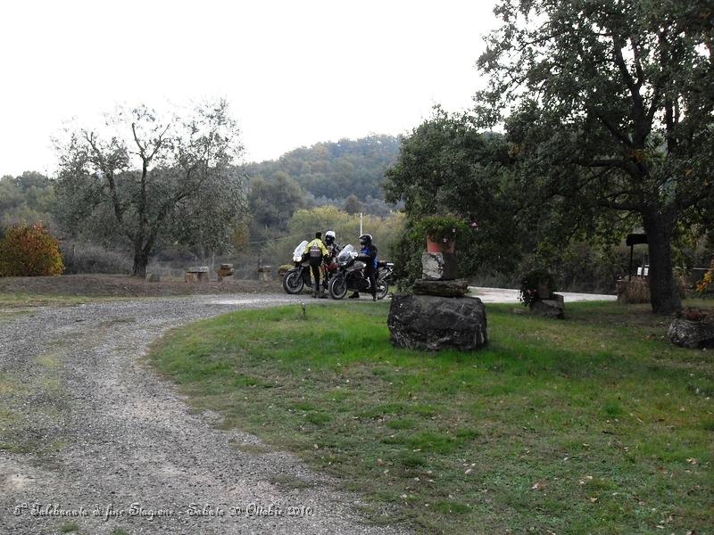 0057.JPG - Arrivano anche i partecipanti che non hanno pernottato in Agriturismo...