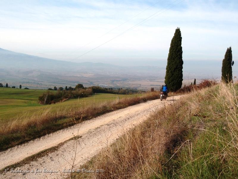 0254.JPG - Qui siamo nella riserva naturale della lucciola bella...