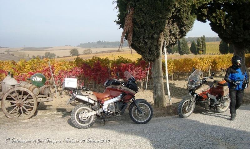 0275.JPG - Qui siamo vicino alla tenuta di palazzo massaini, a circa 4 km da Pienza...