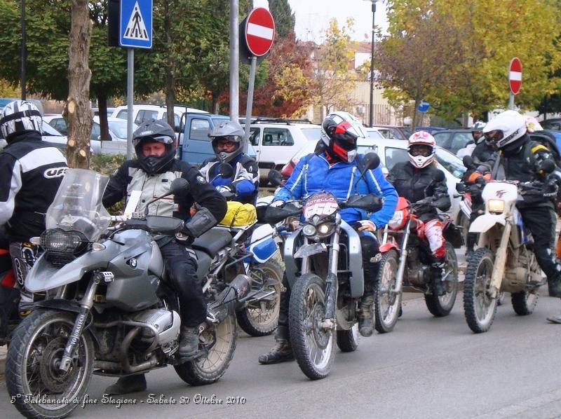 0312.JPG - Si riparte verso il Guado dell'Ombrone...tutti assieme...