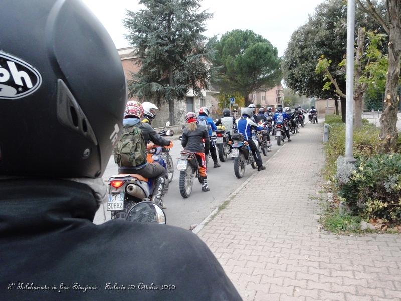 0313.JPG - Si riparte verso il Guado dell'Ombrone...tutti assieme...