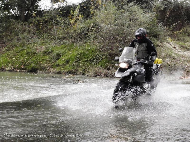 0410.JPG - Guado dell'Ombrone, purtroppo non c'è tanta acqua...