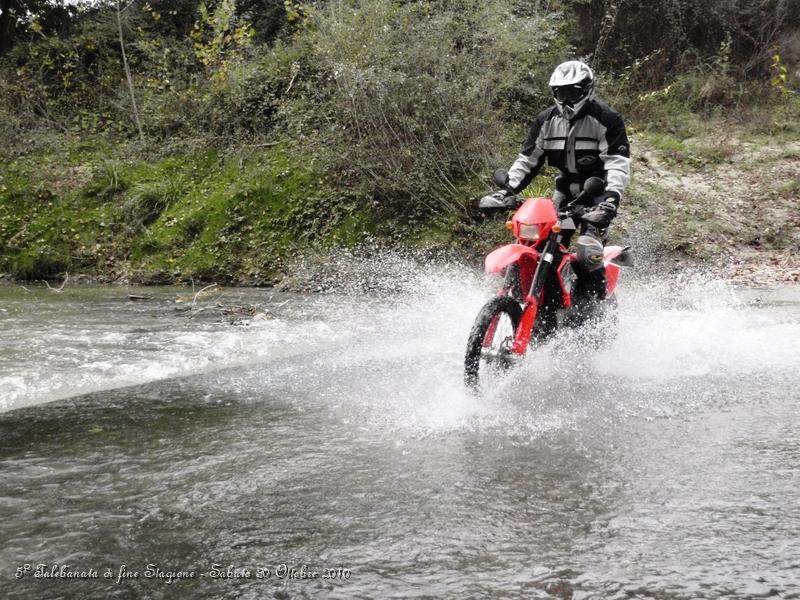 0411.JPG - Guado dell'Ombrone, purtroppo non c'è tanta acqua...