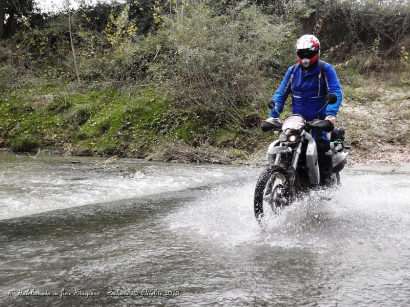 0412.JPG - Guado dell'Ombrone, purtroppo non c'è tanta acqua...