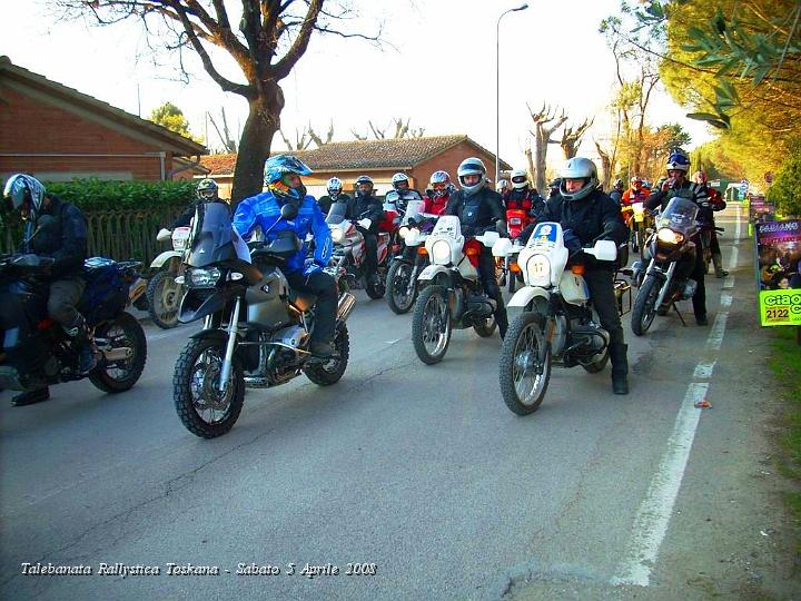 0122.JPG - I Motori scalpitano