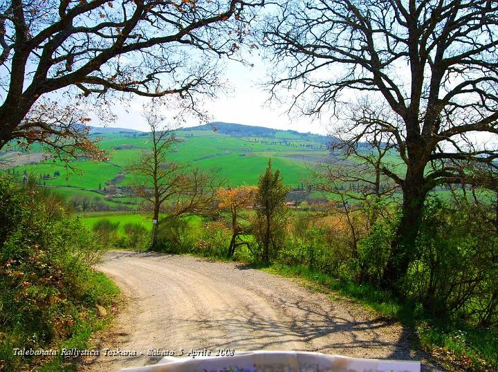 0452.JPG - In discesa verso la val d'Orcia