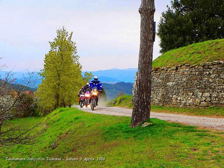 0656.JPG - Quasi arrivati al Castello di Montali