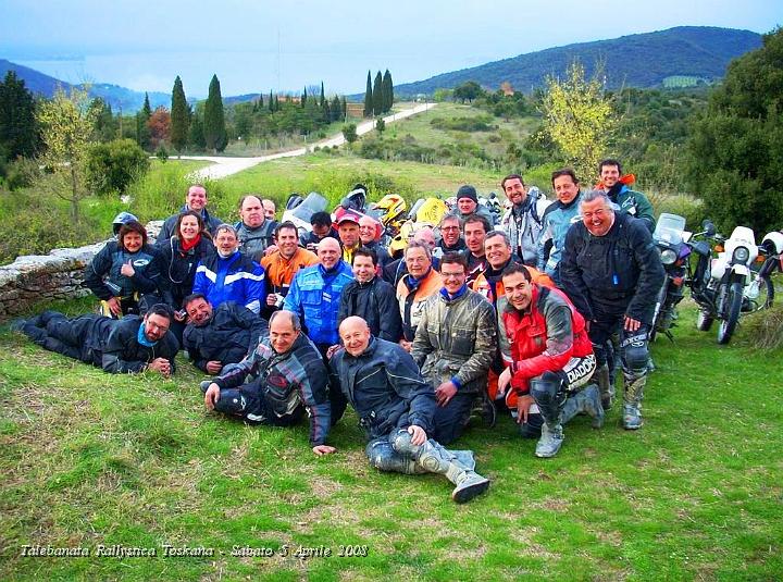 0723.JPG - La Foto di Gruppo, ma ancora mancanano Ragazzi :-)