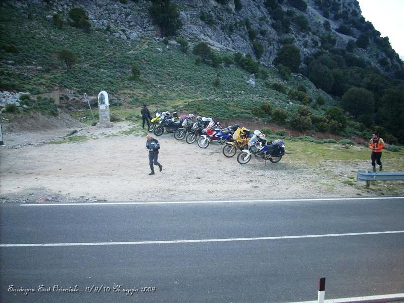 0105.JPG - Siamo sul passo