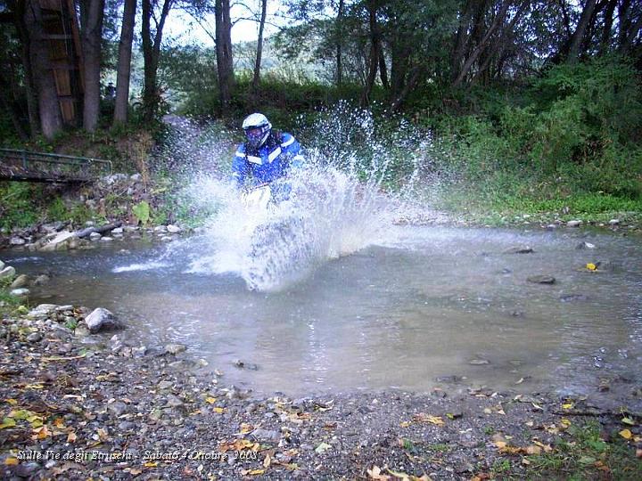 DSCN4510.JPG - Spagli d'acqua da tutte le parti..