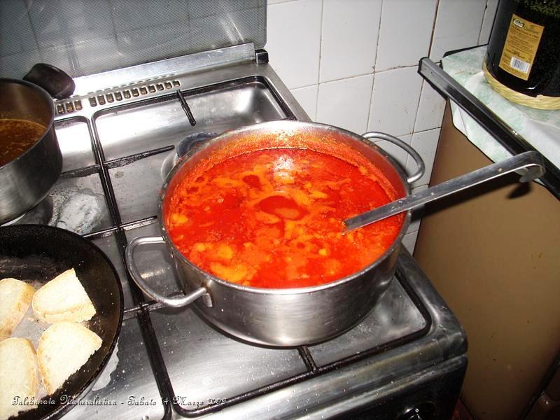 0010.JPG - Ragù appena fatto !! :-)