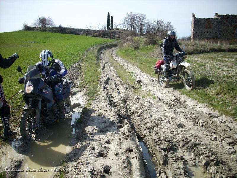 0068.JPG - Intanto arriva Corrado con la piccolina