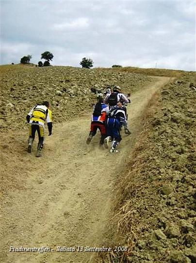 0058.JPG - Gia m'immagino chi spinge cosa dice a chi si caga sotto sopra la moto..: "Apri apri apri apri apri apri apri apri apri che nun glie la faccio più.." :-)