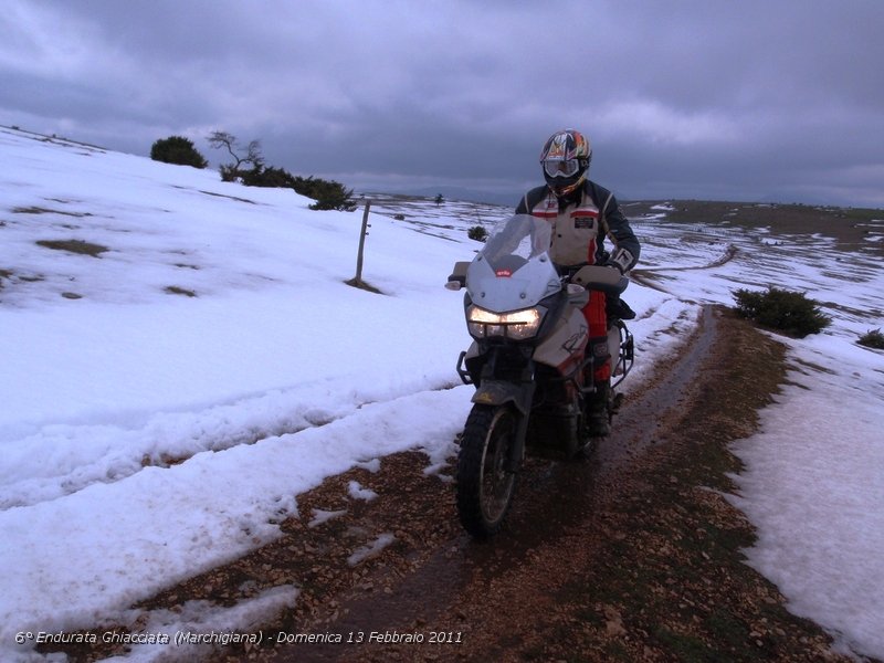 0193.JPG - Roberto tra la neve