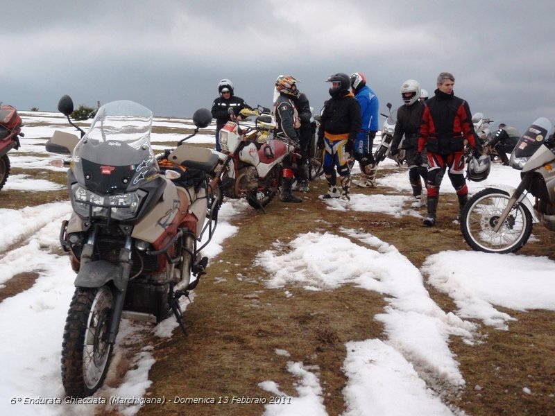 0211.JPG - Eh, se potessero parlare ste moto... :-)