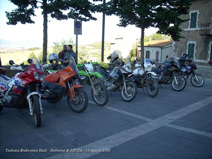 083.JPG - Il Tour si conclude a San Casciano dei Bagni, in un Baretto facendo una bella colazione..