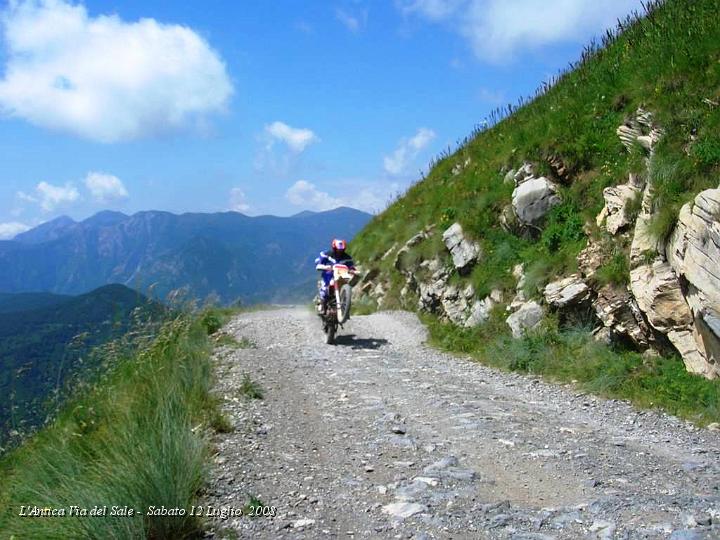 0243.JPG - Stefano impenna di brutto al sua Xt